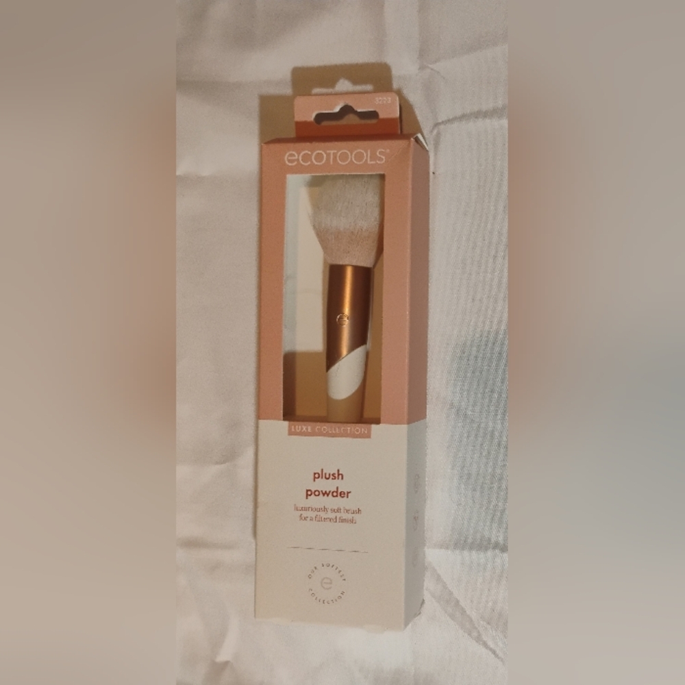 EcoTools Luxe Collection Plush Powder Brush